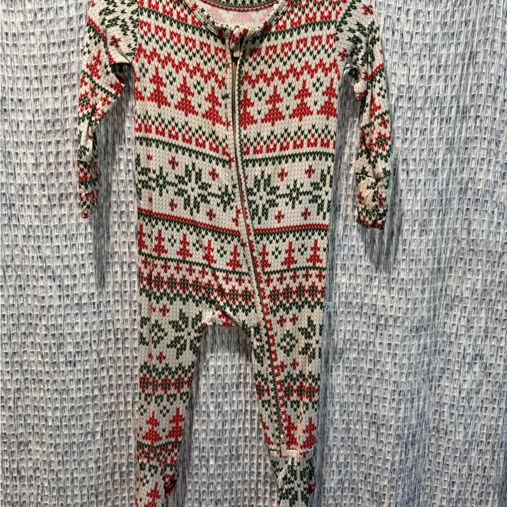 Posh Peanut Nicholas Footie